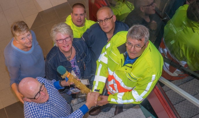 Estafettestok vrijwilligerswerk naar Stichting Verenigde Verkeersregelaars Hoogeveen